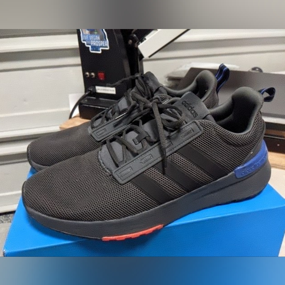Men's adidas Racer TC21 Size 11.5